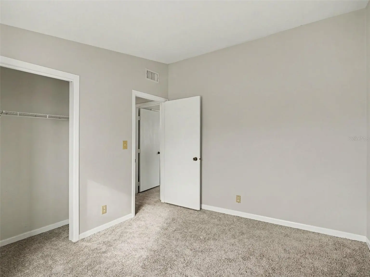 6306 FLORIDA CIR E, APOLLO BEACH, FL, photo 19 of 27
