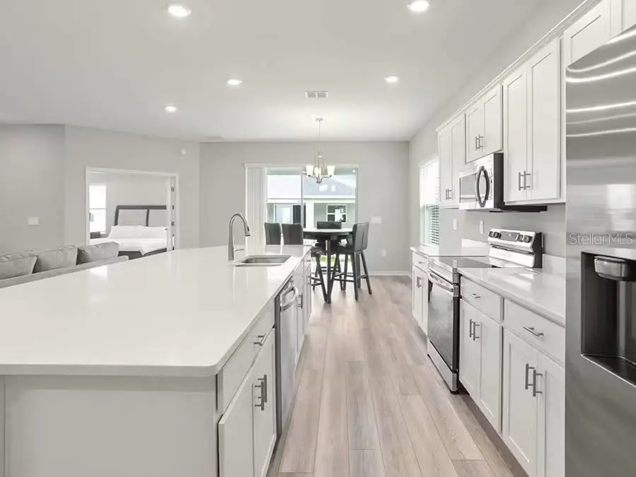 143 DANCING DAHLIA STREET, RUSKIN, FL, photo 8 of 11
