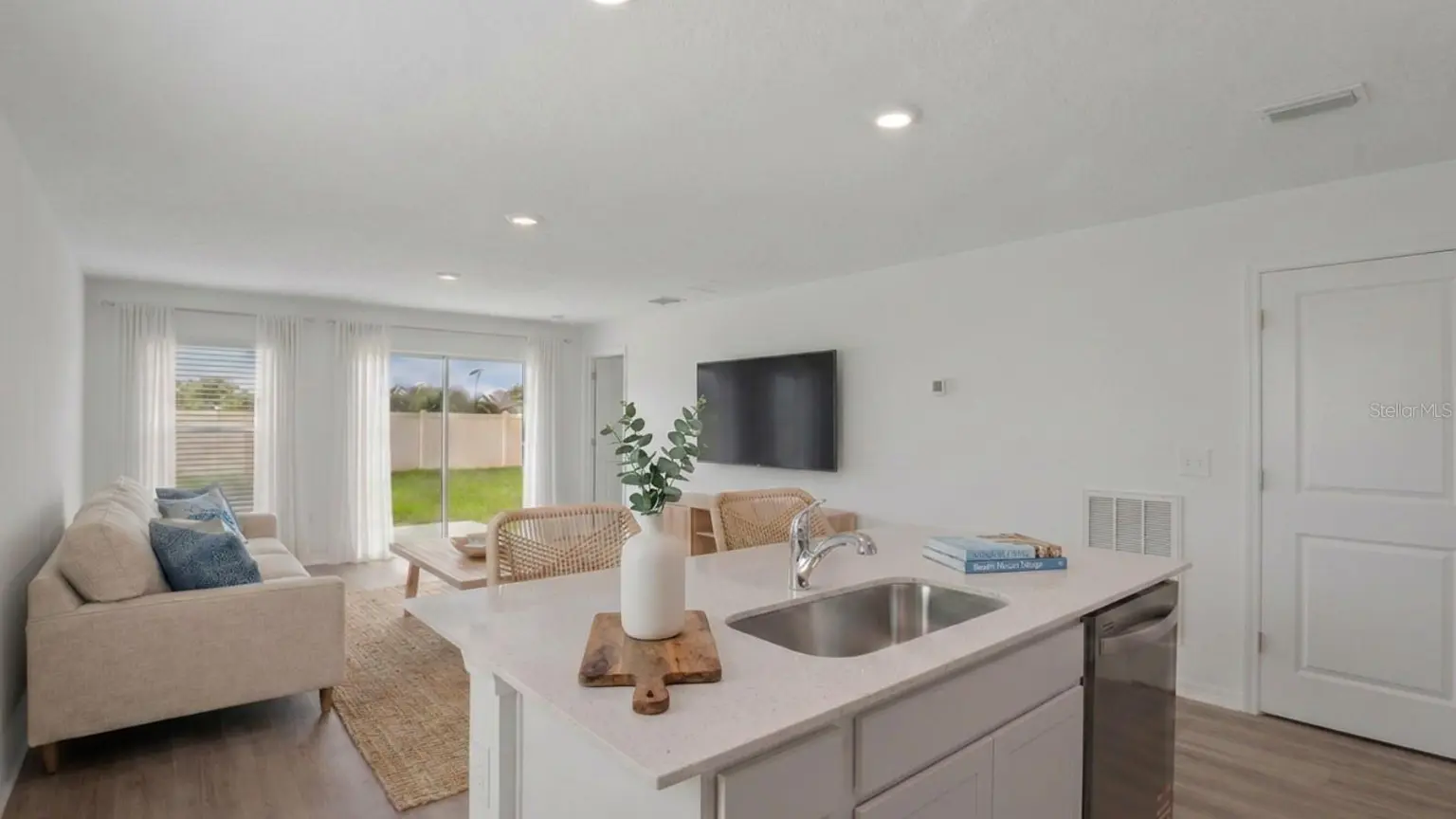 12027 ISLE ROYALE DRIVE, HUDSON, FL, photo 6 of 11