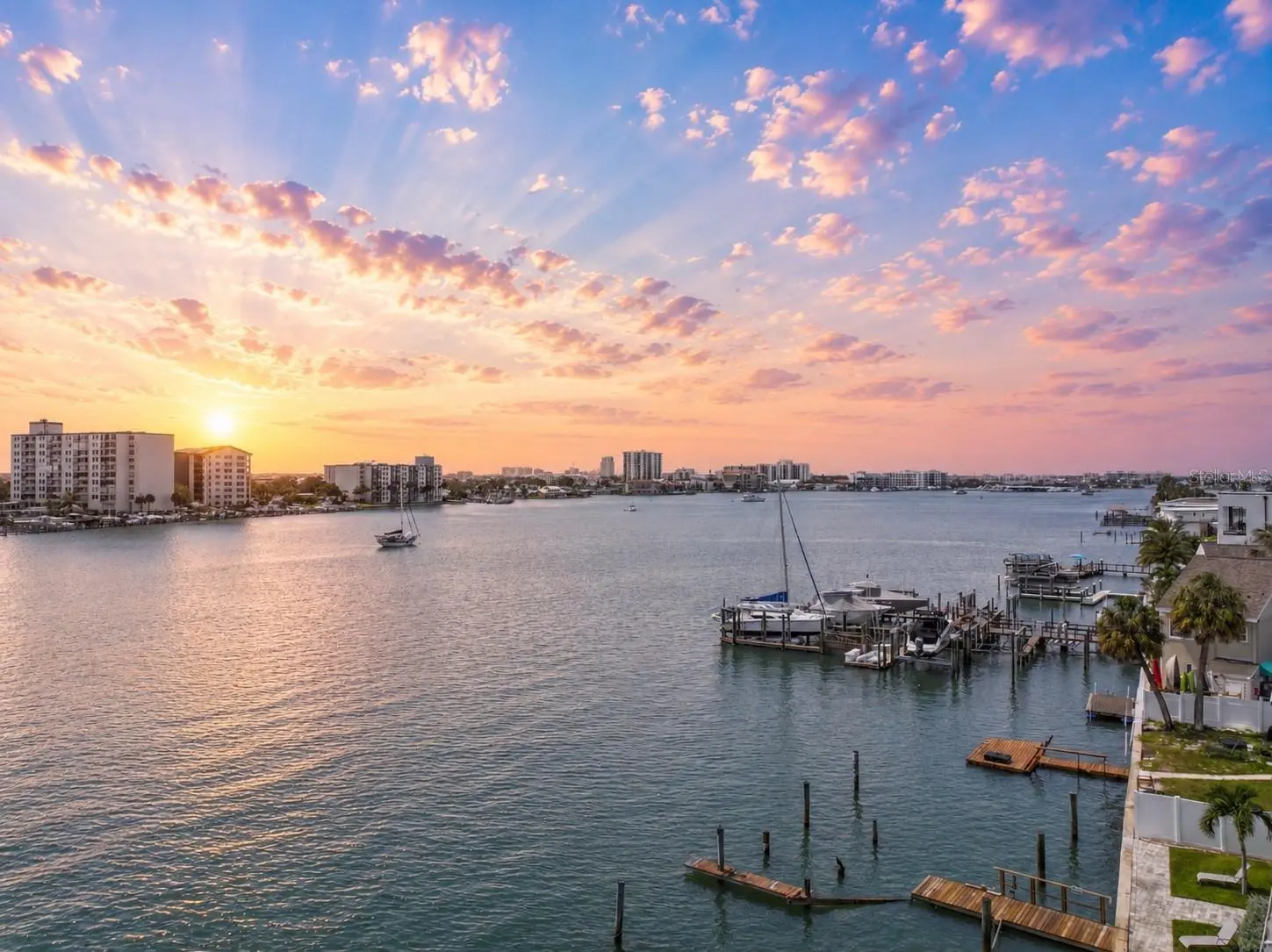 699 BAY ESPLANADE #401, CLEARWATER, FL, photo 33 of 44