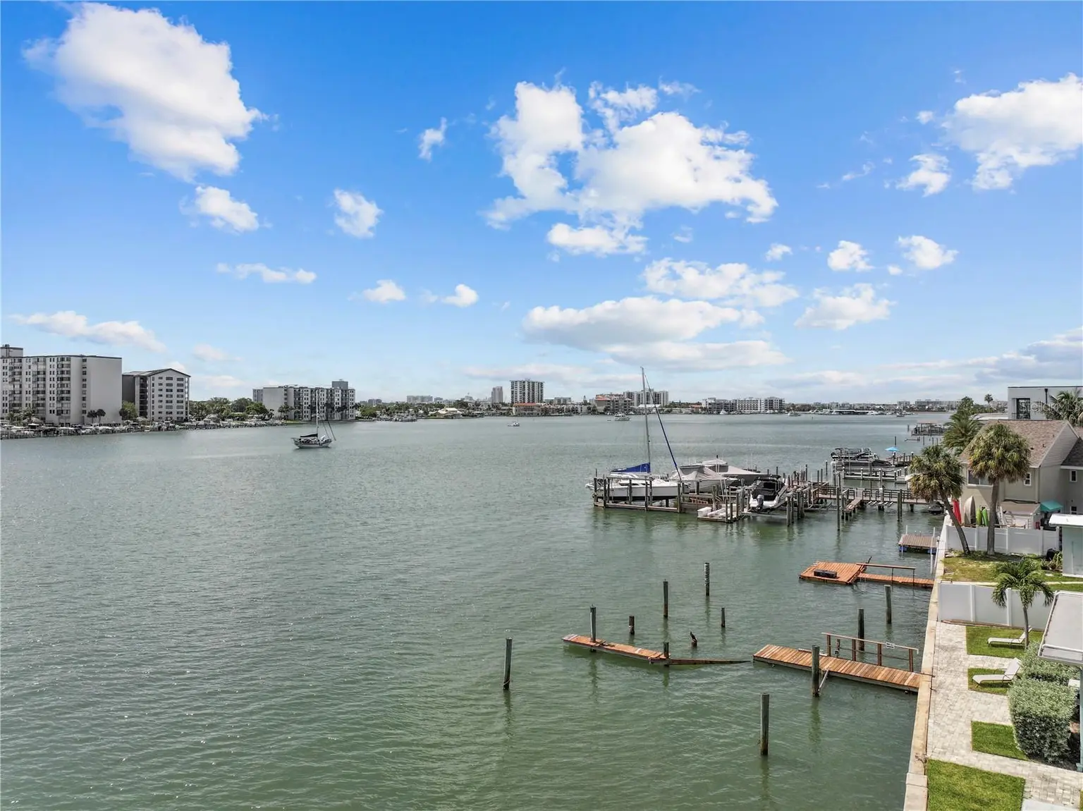 699 BAY ESPLANADE #302, CLEARWATER, FL, photo 21 of 22