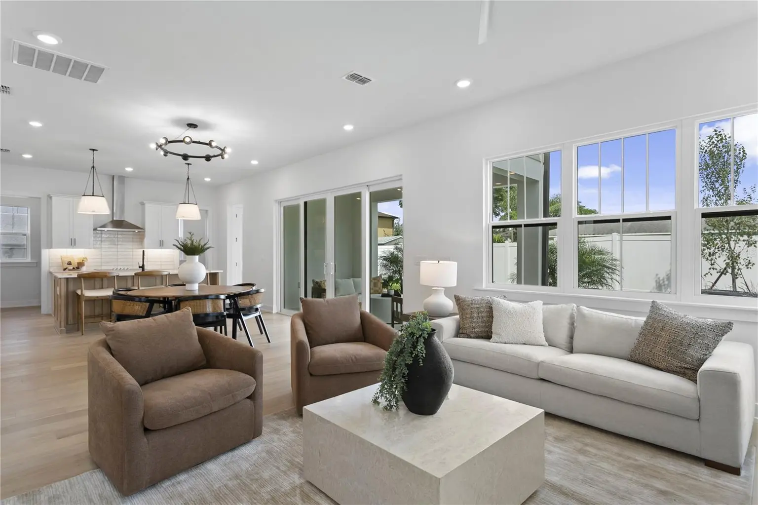 3501 W ROGERS AVENUE, TAMPA, FL, photo 19 of 75