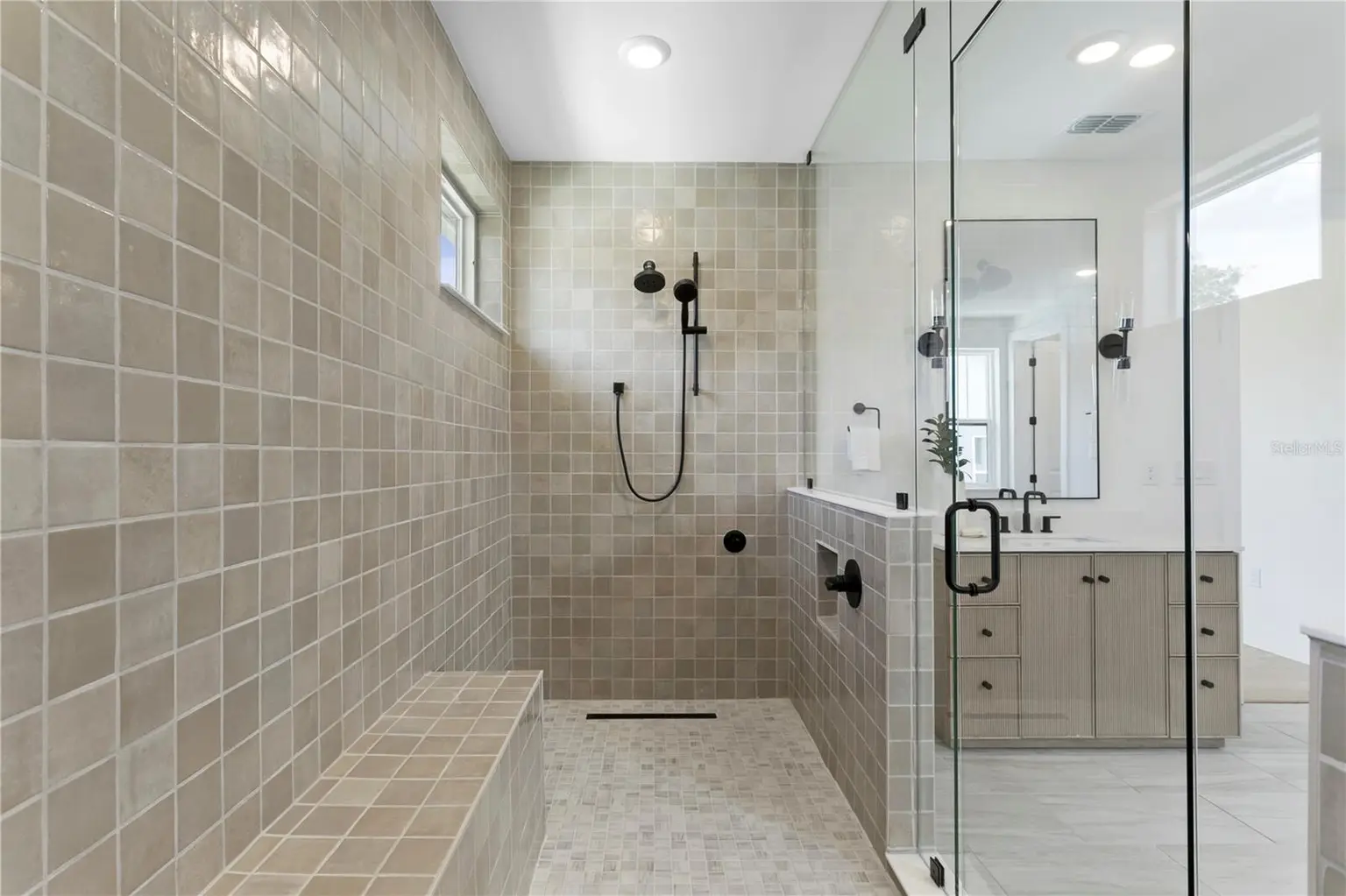 3501 W ROGERS AVENUE, TAMPA, FL, photo 43 of 75