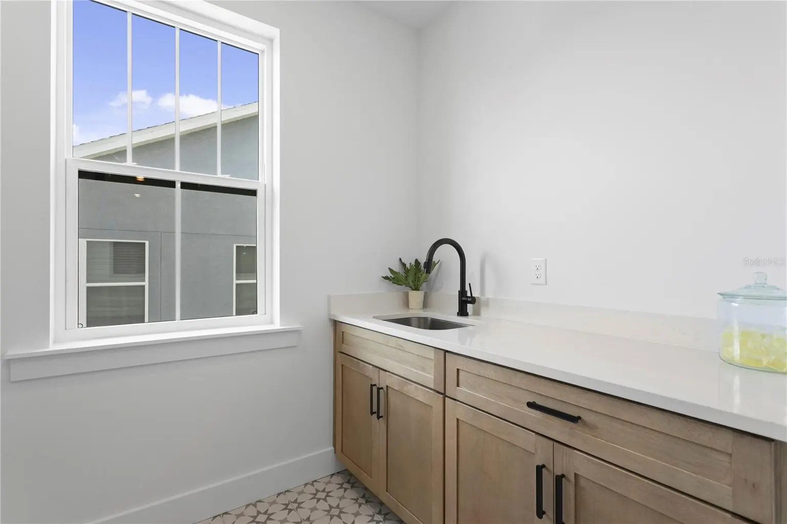 3501 W ROGERS AVENUE, TAMPA, FL, photo 48 of 75
