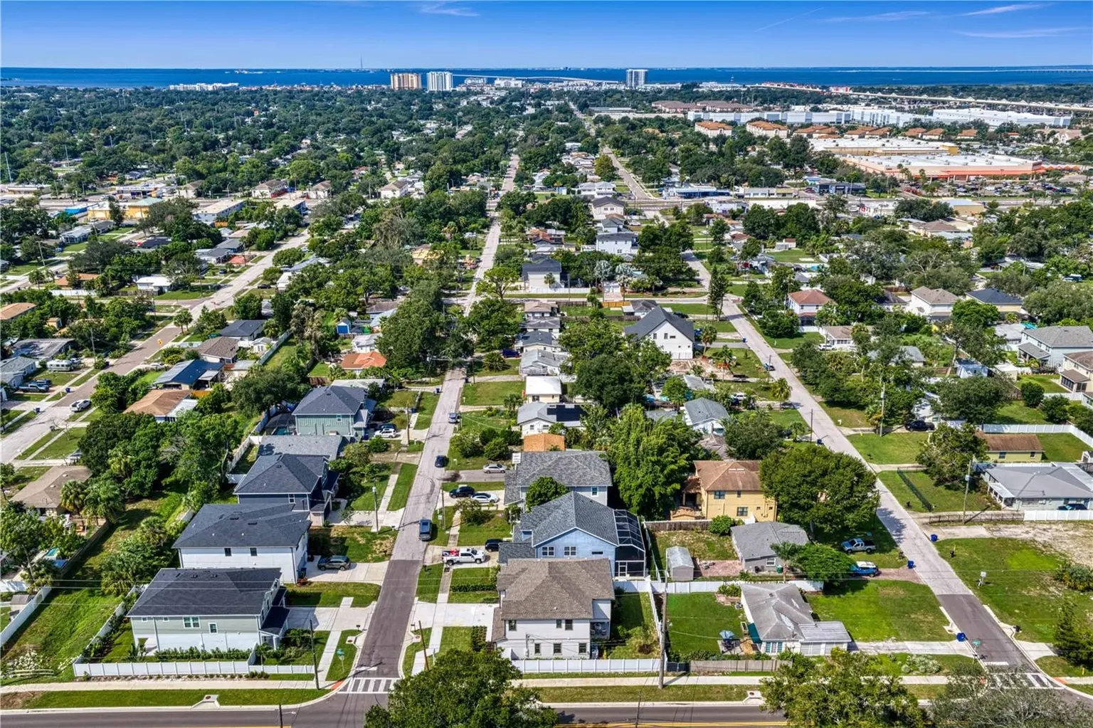 3501 W ROGERS AVENUE, TAMPA, FL, photo 70 of 75