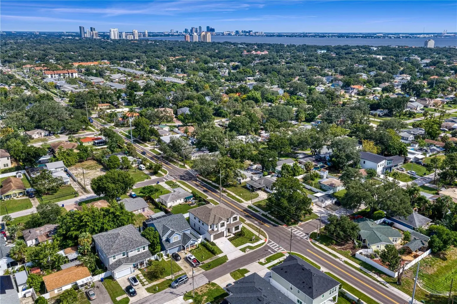 3501 W ROGERS AVENUE, TAMPA, FL, photo 71 of 75
