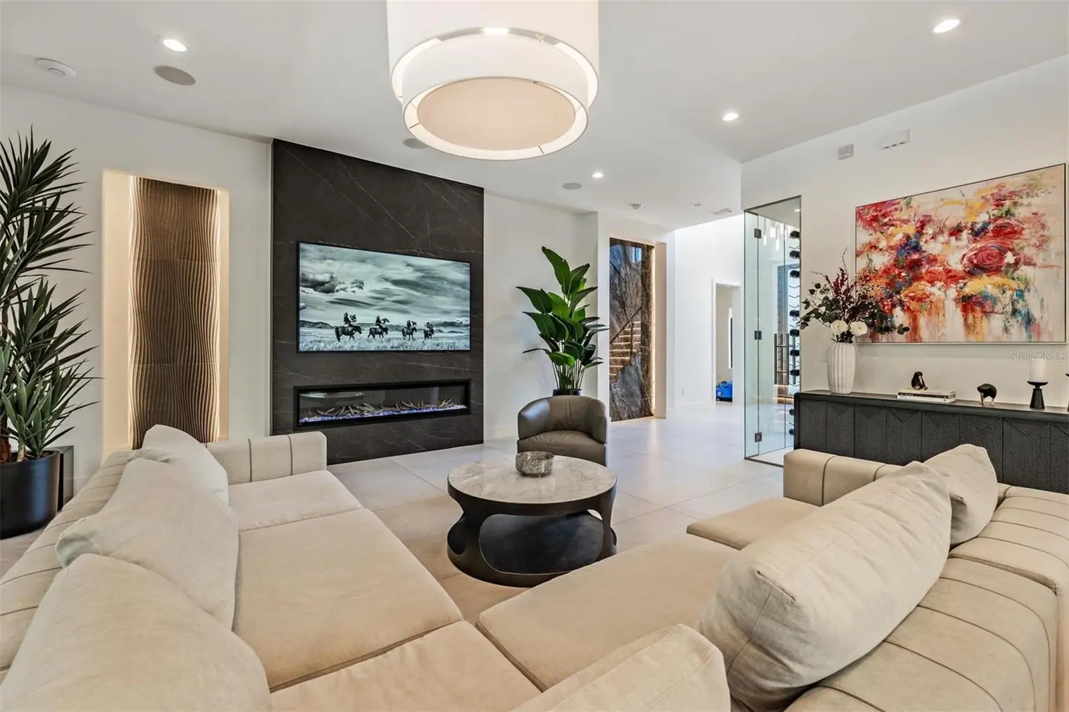 212 S RENELLIE DRIVE, TAMPA, FL, photo 16 of 23