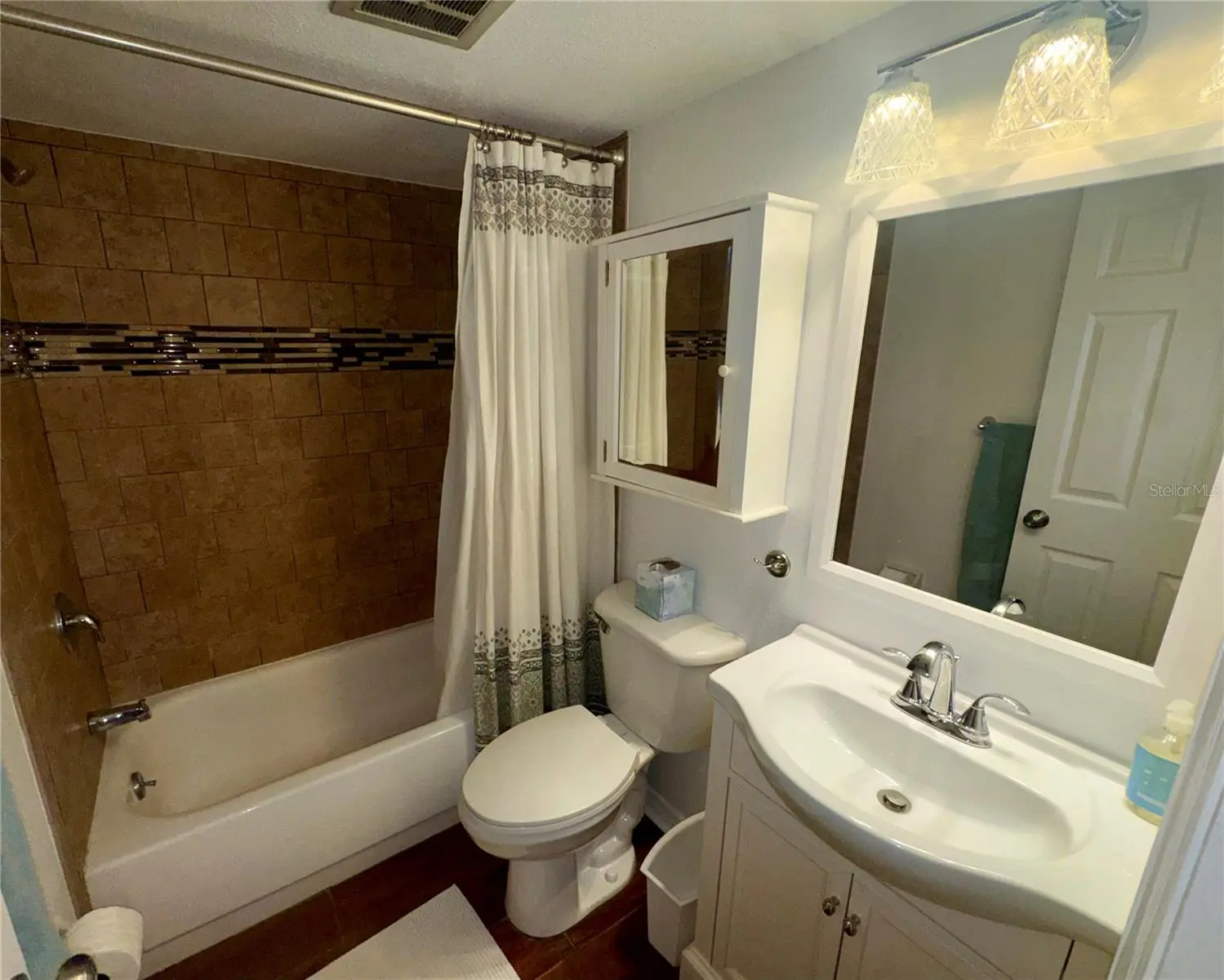 3325 BAYSHORE BOULEVARD #F31, TAMPA, FL, photo 17 of 27