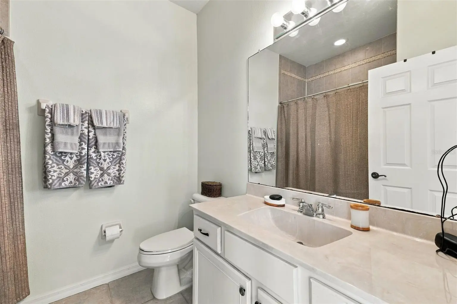98 S HIGHLAND AVENUE #1302, TARPON SPRINGS, FL, photo 31 of 70