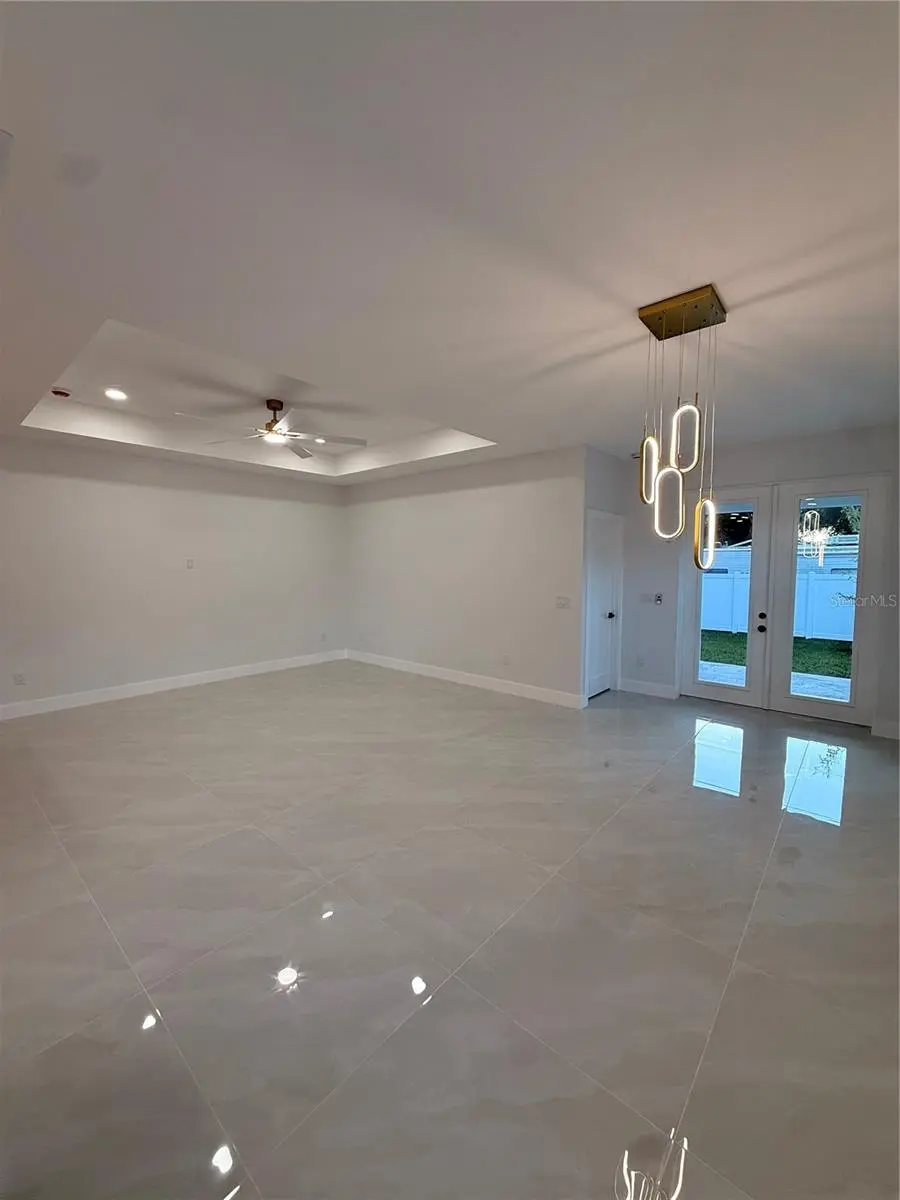 8606 N ALASKA STREET, TAMPA, FL, photo 18 of 35