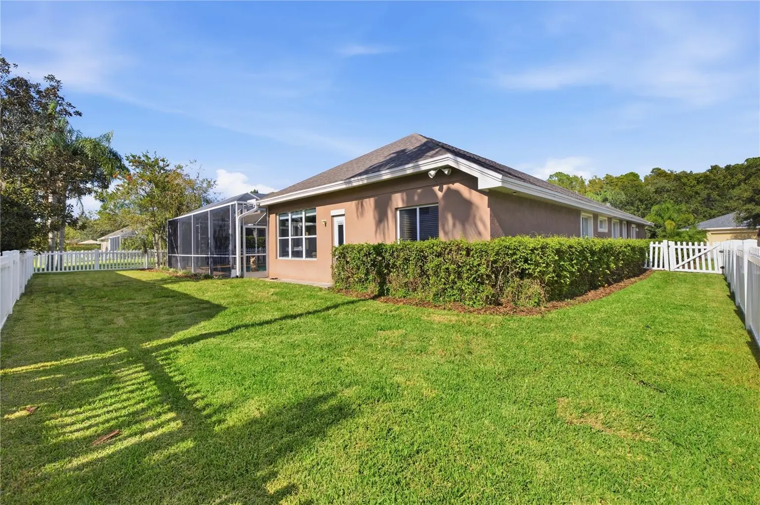 3905 SORREL VINE DRIVE, WESLEY CHAPEL, FL, photo 12 of 62