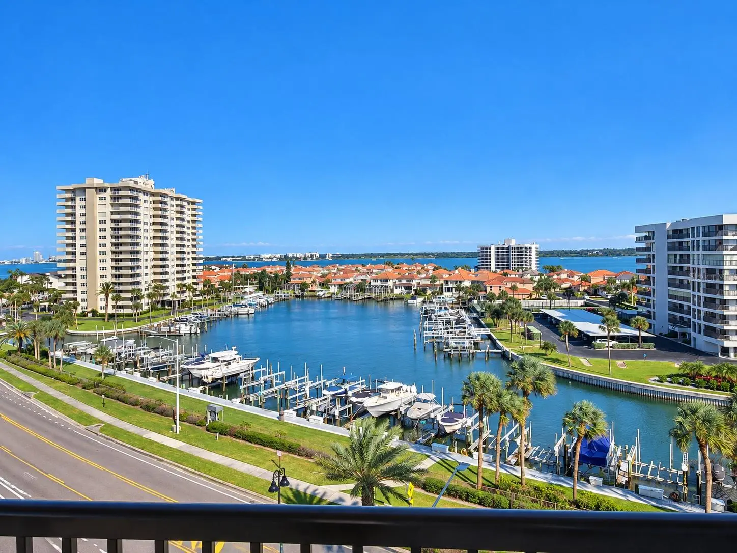 1660 GULF BOULEVARD #706, CLEARWATER, FL, photo 19 of 48