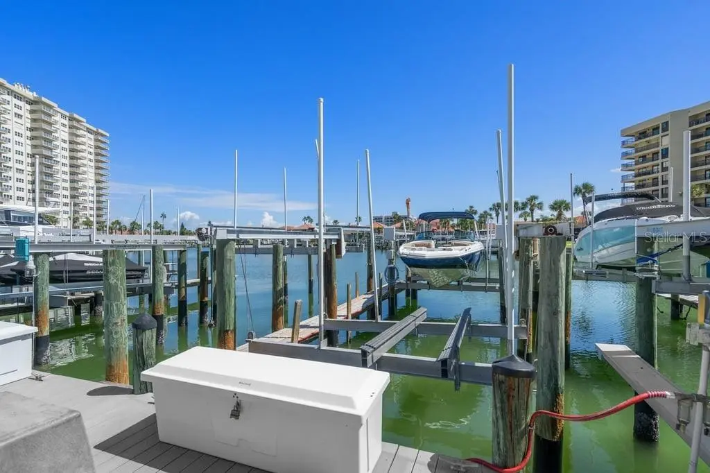 1660 GULF BOULEVARD #706, CLEARWATER, FL, photo 38 of 48