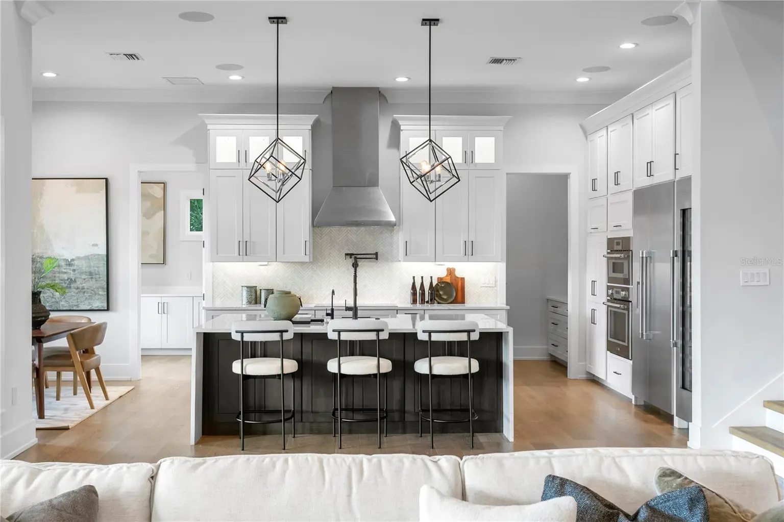 790 CORDOVA BOULEVARD NE, ST PETERSBURG, FL, photo 11 of 54