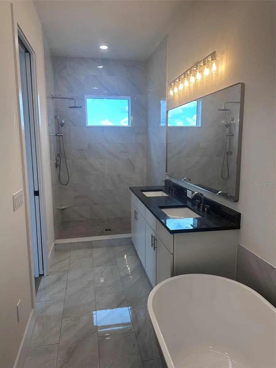 1531 29TH AVENUE N, ST PETERSBURG, FL, photo 13 of 21