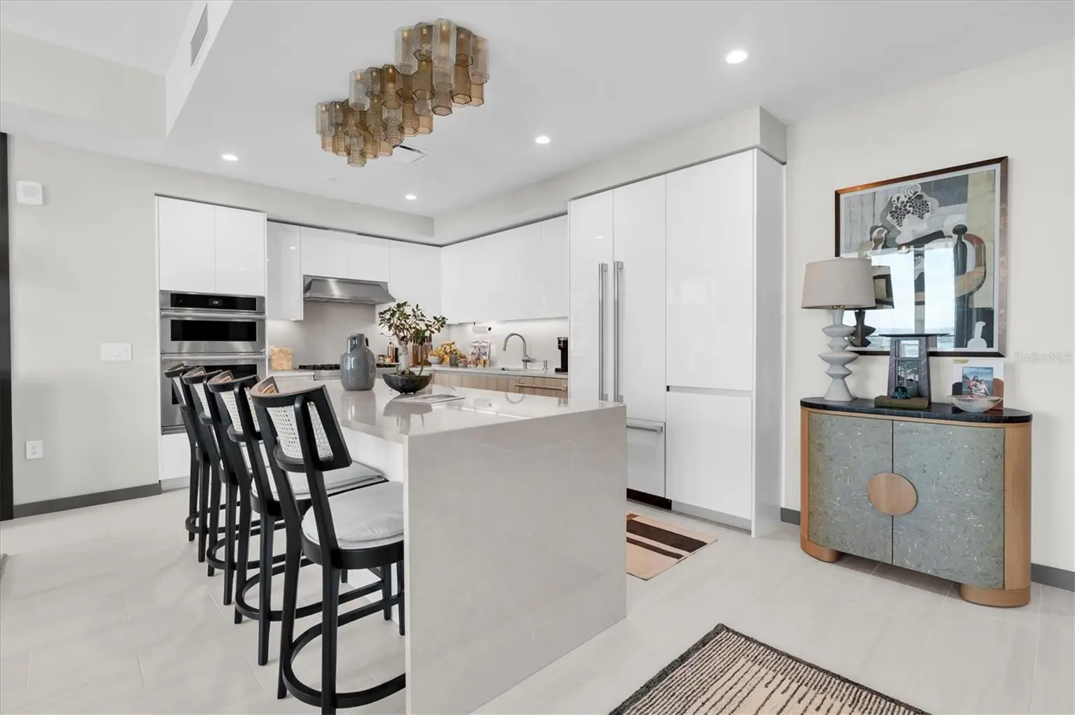 400 CENTRAL AVENUE #2005, ST PETERSBURG, FL, photo 14 of 59