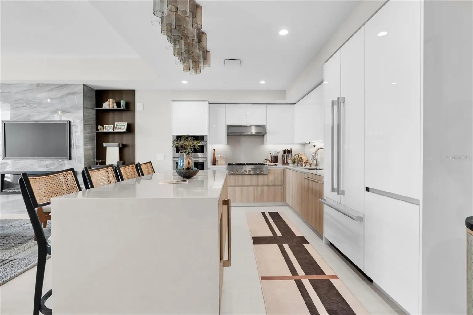 400 CENTRAL AVENUE #2005, ST PETERSBURG, FL, photo 15 of 59