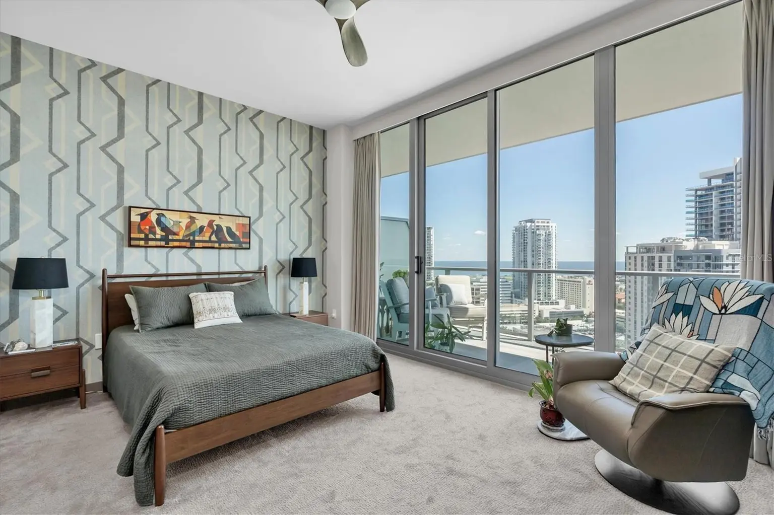 400 CENTRAL AVENUE #2005, ST PETERSBURG, FL, photo 20 of 59