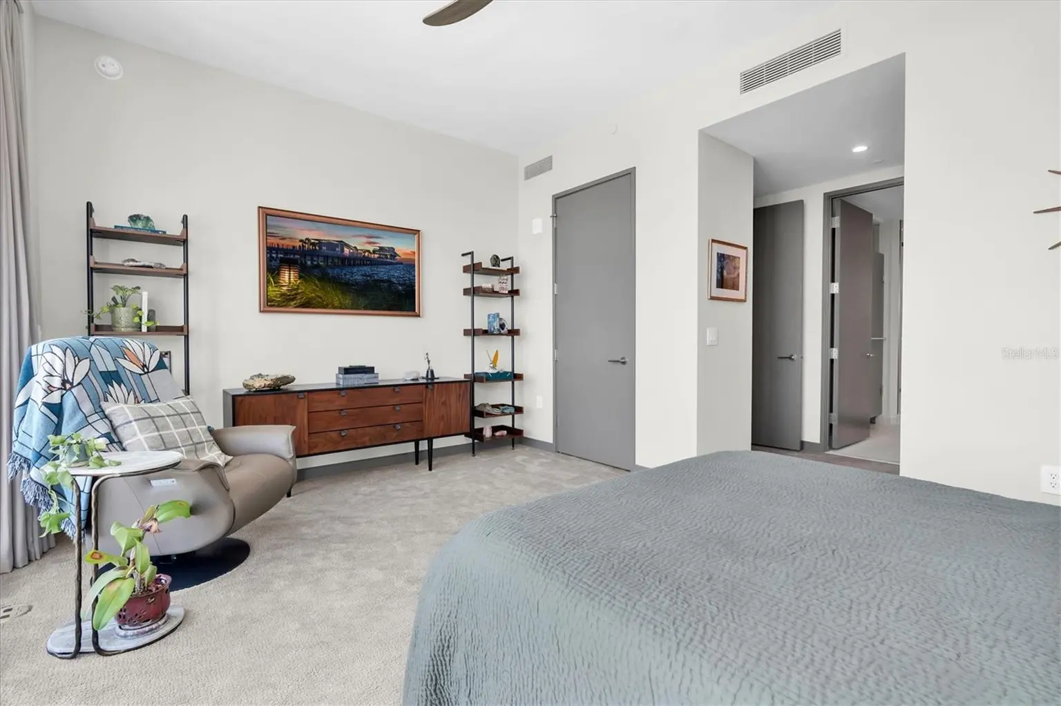 400 CENTRAL AVENUE #2005, ST PETERSBURG, FL, photo 21 of 59
