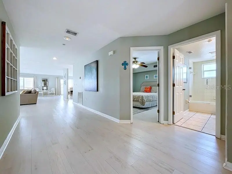 504 GULF BOULEVARD #101, INDIAN ROCKS BEACH, FL, photo 7 of 27