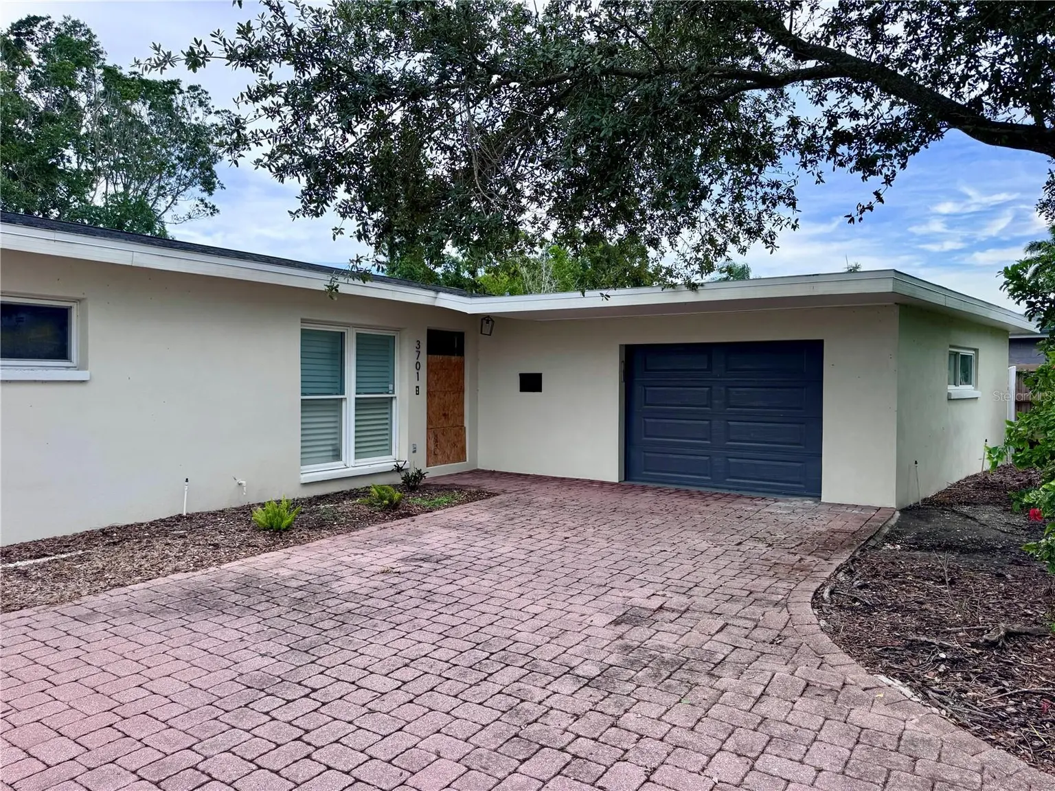 3701 SHORE ACRES BOULEVARD NE, ST PETERSBURG, FL, photo 3 of 36
