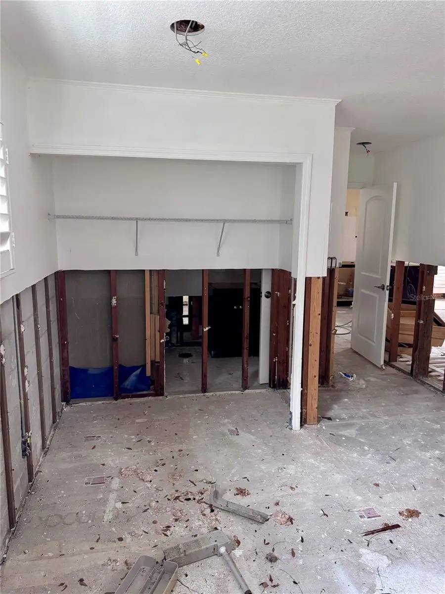 3701 SHORE ACRES BOULEVARD NE, ST PETERSBURG, FL, photo 18 of 36