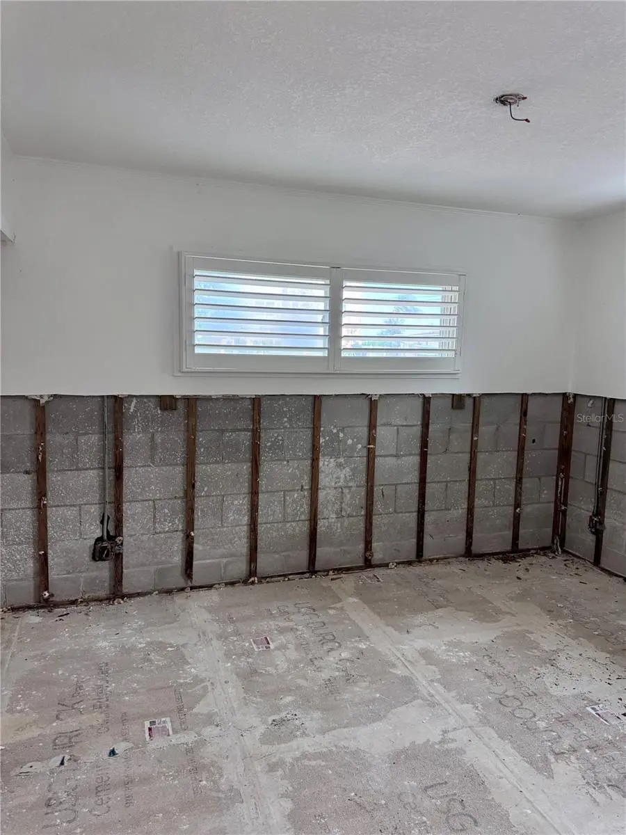 3701 SHORE ACRES BOULEVARD NE, ST PETERSBURG, FL, photo 19 of 36