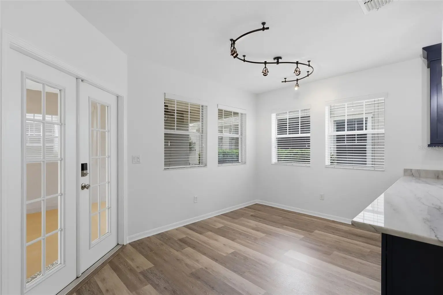 5935 BEACONPARK STREET, LITHIA, FL, photo 13 of 52