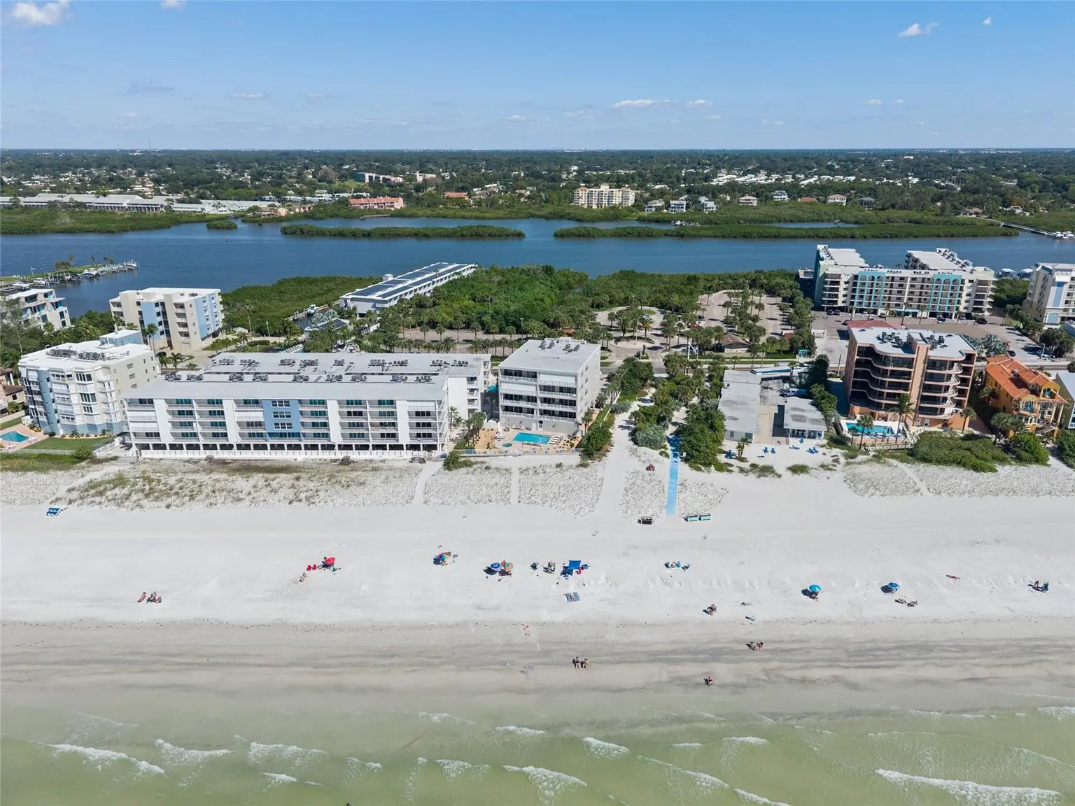 19600 GULF BOULEVARD #202, INDIAN SHORES, FL, photo 5 of 57