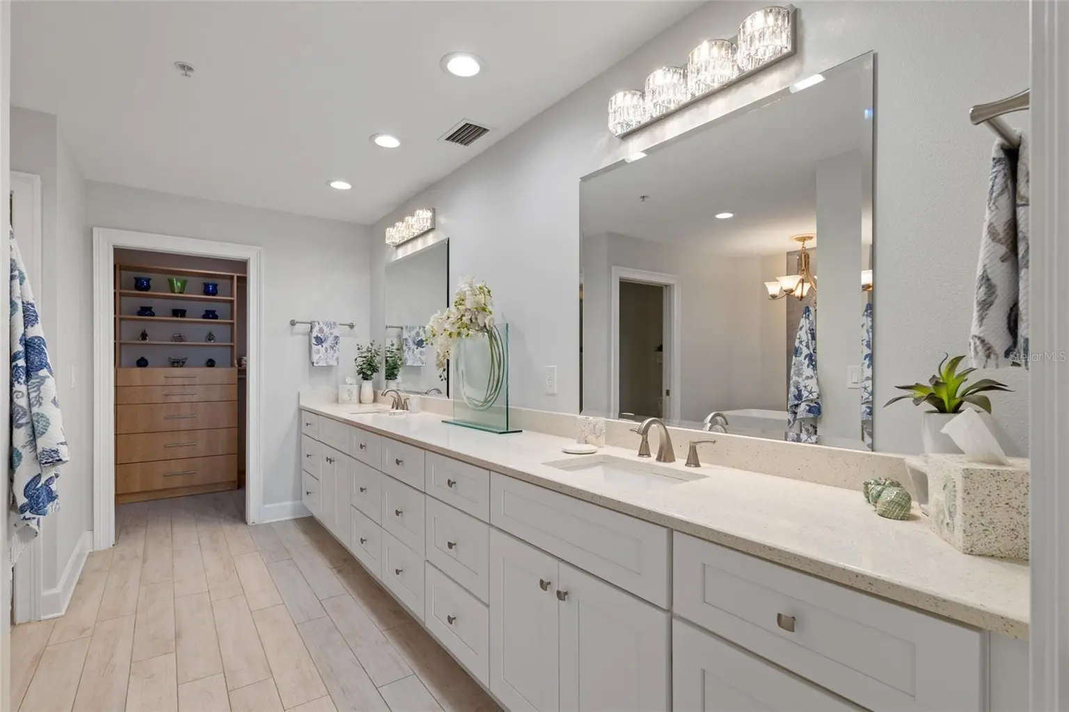 19600 GULF BOULEVARD #202, INDIAN SHORES, FL, photo 11 of 57