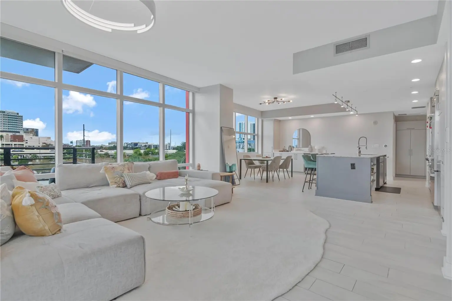 1120 E KENNEDY BOULEVARD #419, TAMPA, FL, photo 6 of 55