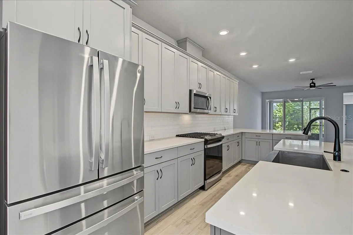 6026 GOLDEN NETTLE DRIVE, APOLLO BEACH, FL, photo 9 of 33
