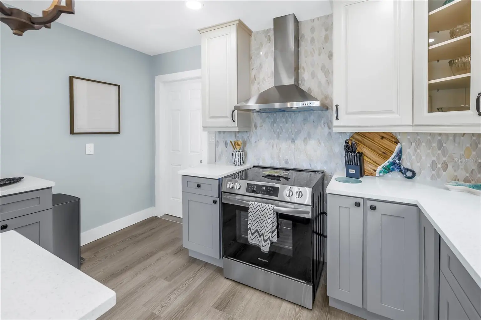 10128 YACHT CLUB DRIVE, TREASURE ISLAND, FL, photo 14 of 80