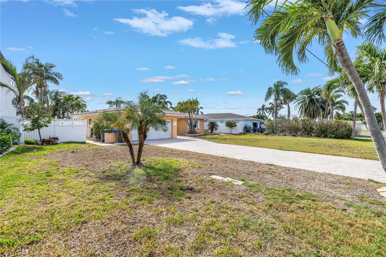 10128 YACHT CLUB DRIVE, TREASURE ISLAND, FL, photo 48 of 80