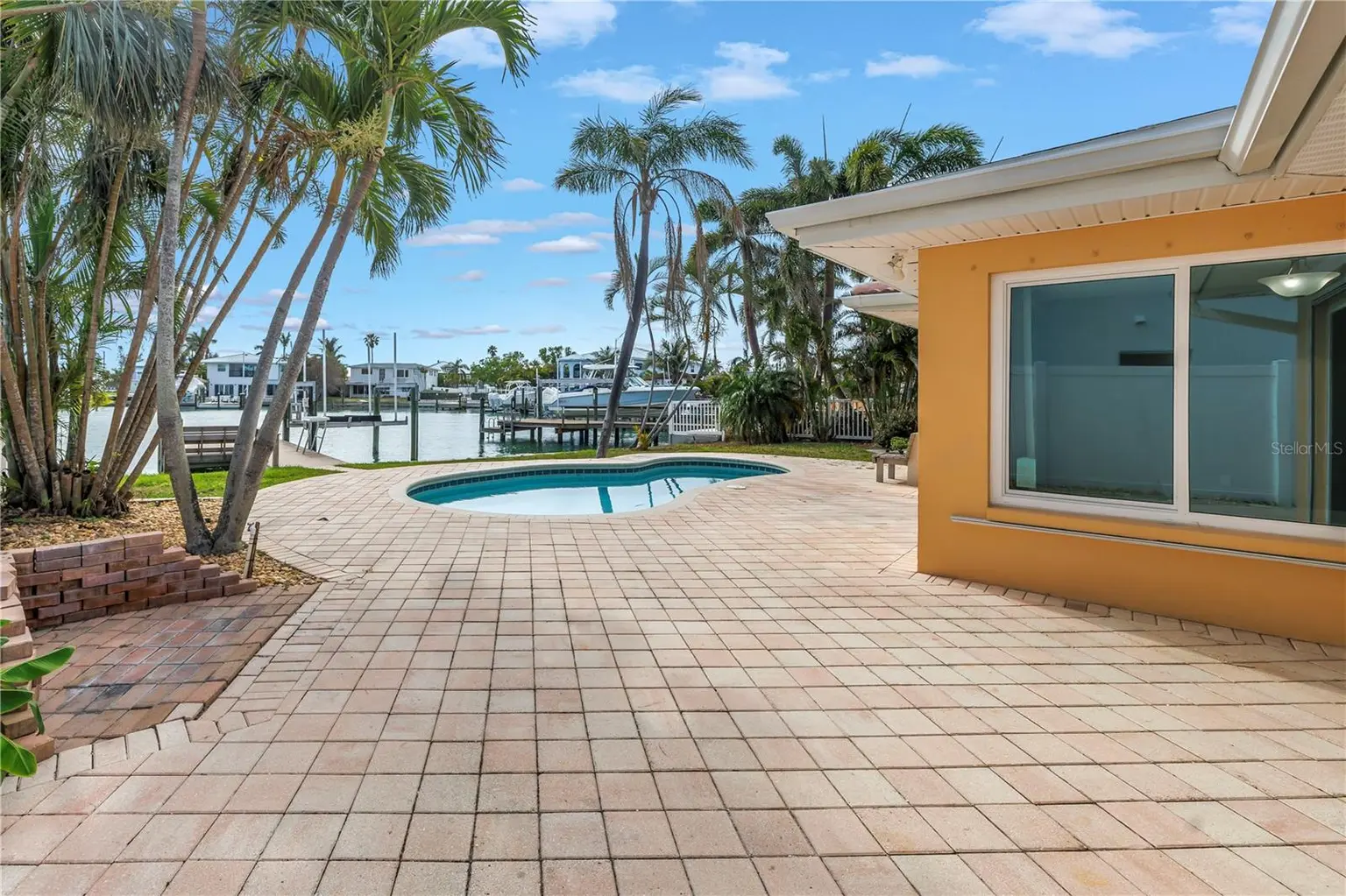 10128 YACHT CLUB DRIVE, TREASURE ISLAND, FL, photo 54 of 80