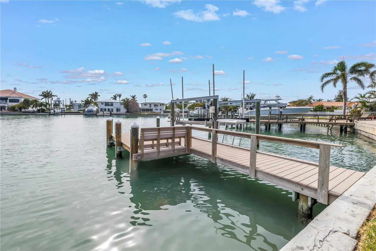 10128 YACHT CLUB DRIVE, TREASURE ISLAND, FL, photo 58 of 80