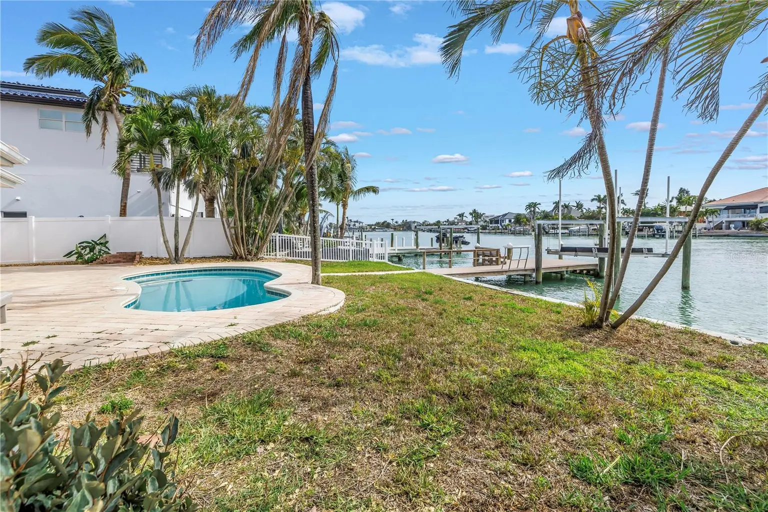 10128 YACHT CLUB DRIVE, TREASURE ISLAND, FL, photo 65 of 80