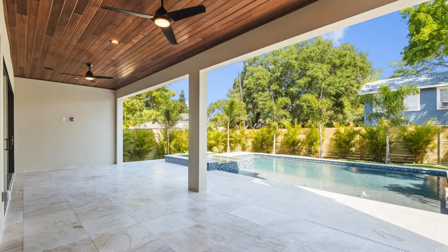 1009 W CORAL STREET, TAMPA, FL, photo 7 of 23
