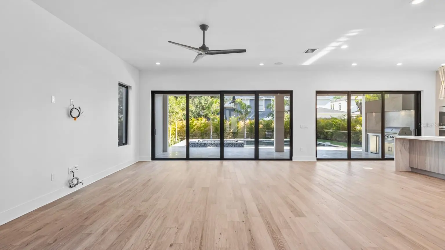 2519 N RIVERSIDE DRIVE, TAMPA, FL, photo 15 of 27
