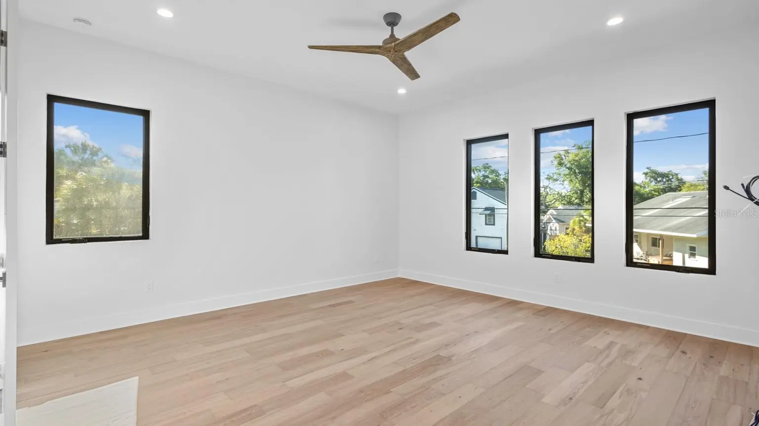 2519 N RIVERSIDE DRIVE, TAMPA, FL, photo 19 of 27