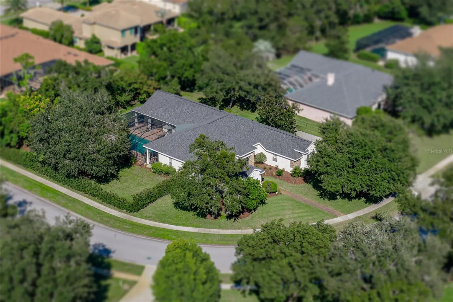 6010 KESTREL POINT AVENUE, LITHIA, FL, photo 6 of 84