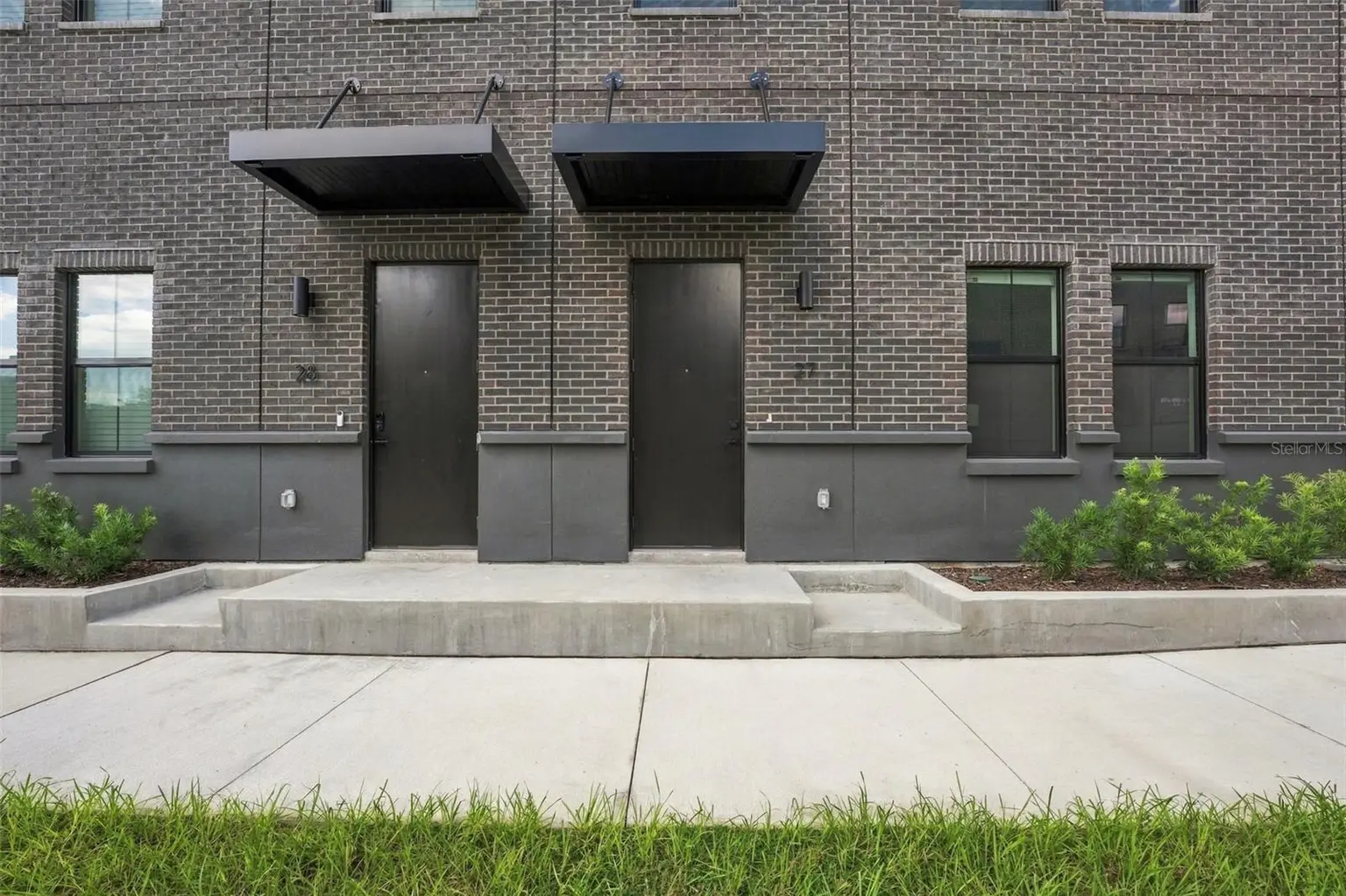 Canvas Tpa Townhomes home, photo 6 of 8