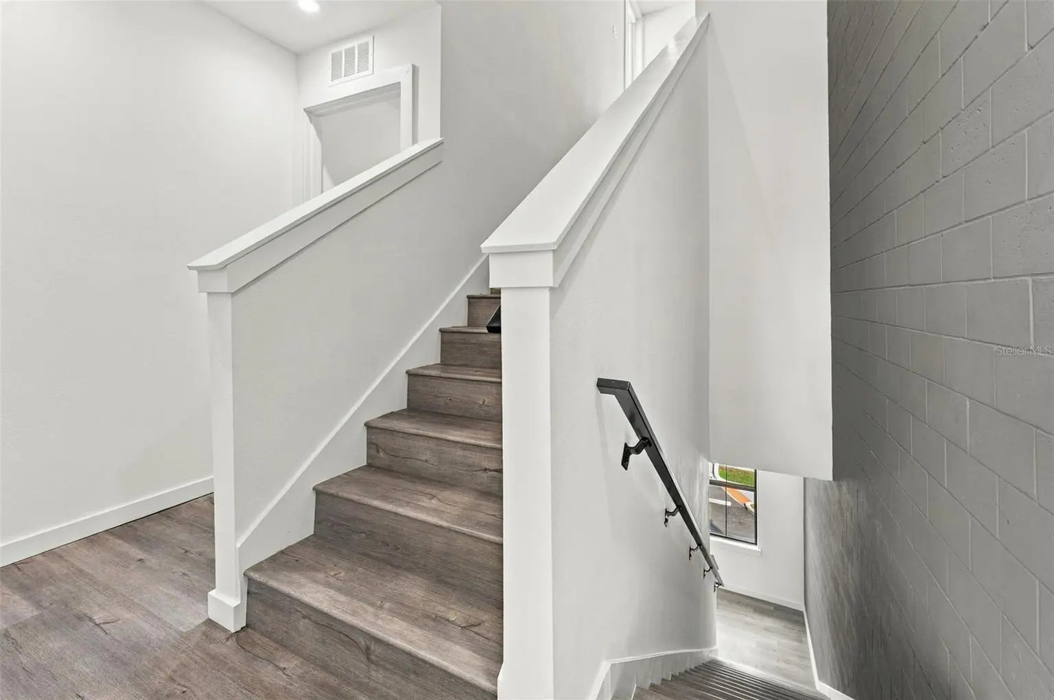 1218 E KAY STREET #27, TAMPA, FL, photo 20 of 47