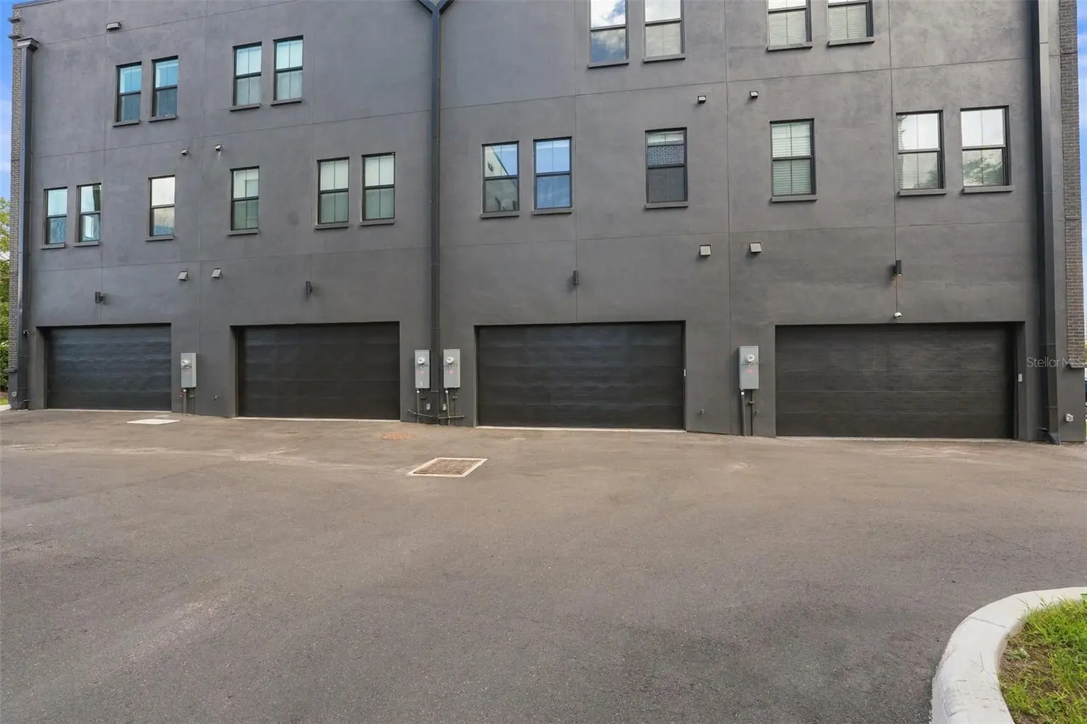 1218 E KAY STREET #27, TAMPA, FL, photo 34 of 47