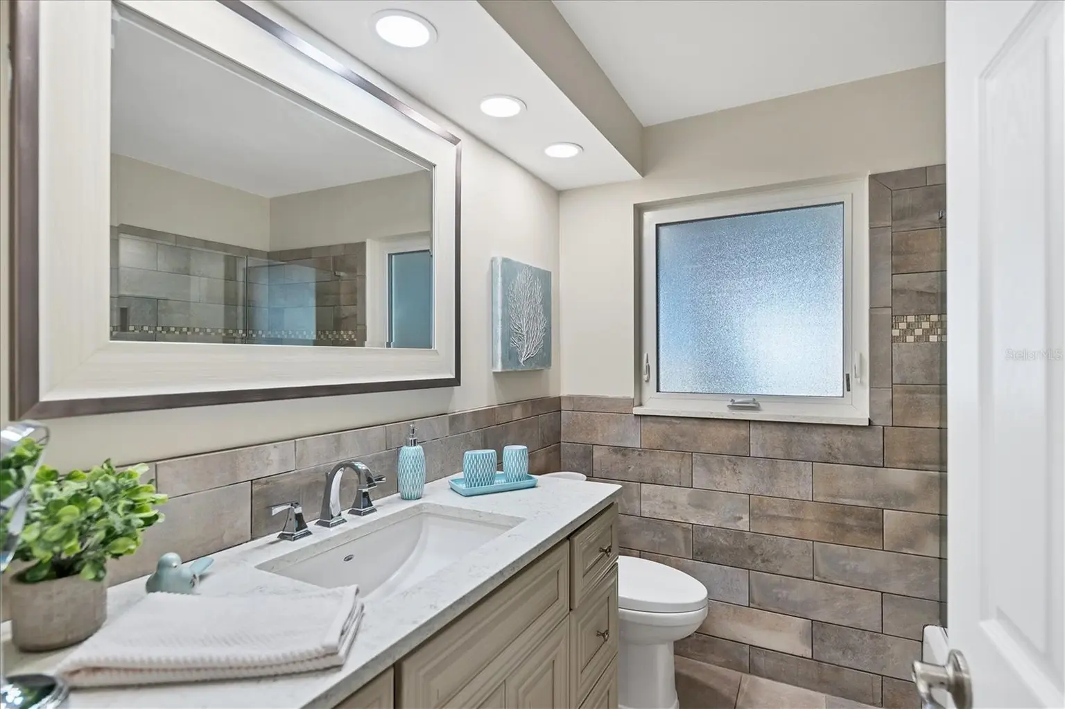 3671 AVOCADO ROAD, LARGO, FL, photo 24 of 39