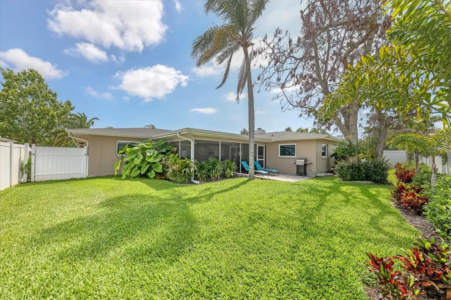 3671 AVOCADO ROAD, LARGO, FL, photo 36 of 39