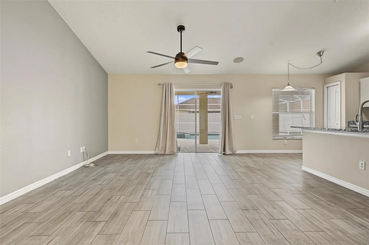 5809 BLACK WALNUT COURT, TAMPA, FL, photo 6 of 31