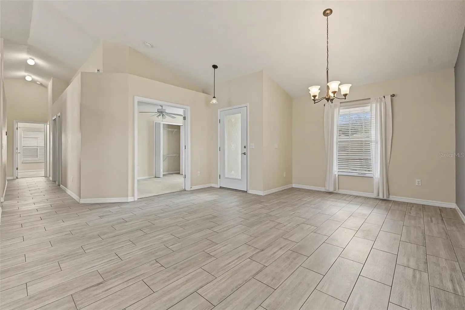 5809 BLACK WALNUT COURT, TAMPA, FL, photo 7 of 31