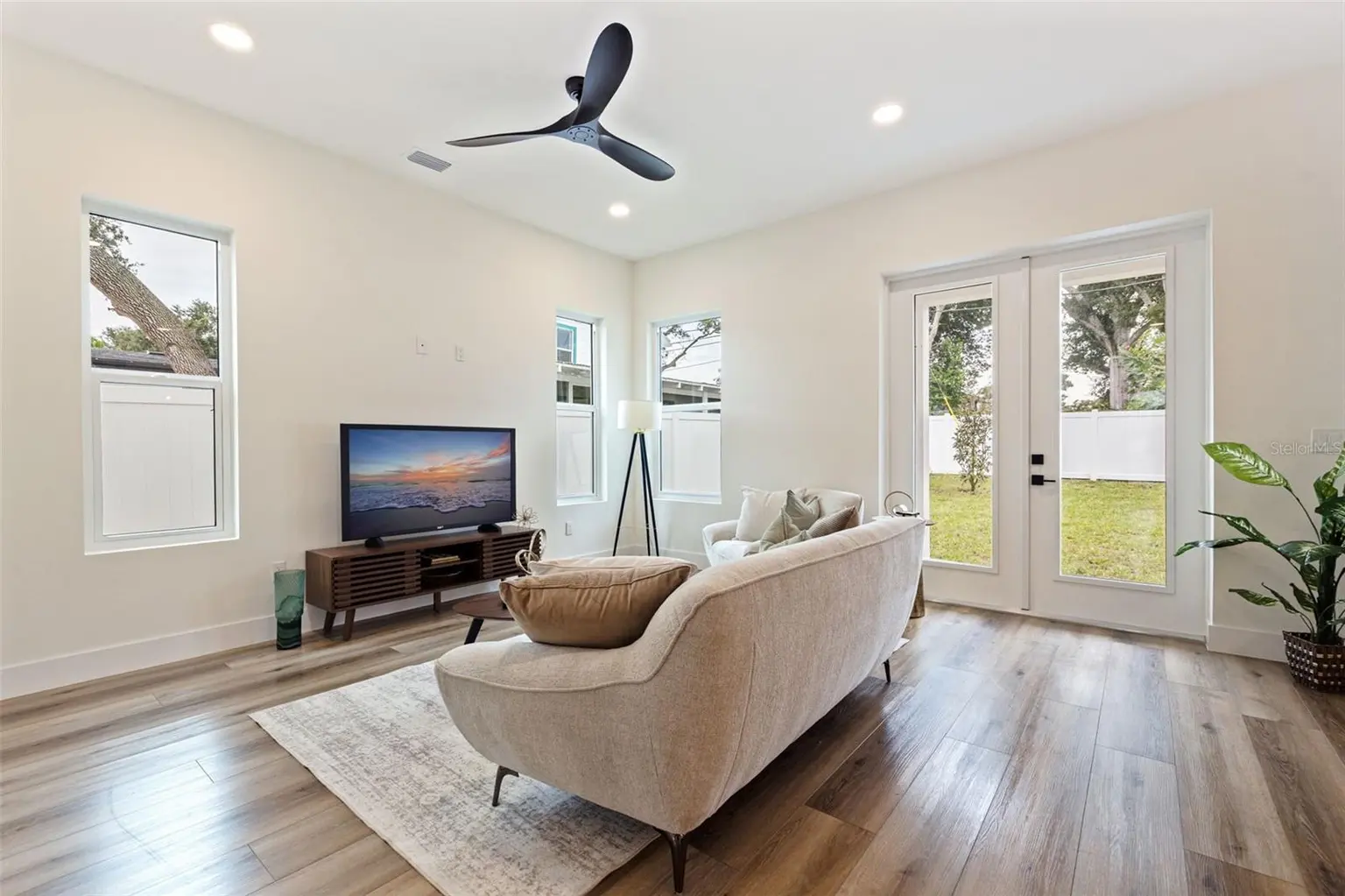 4468 57TH AVENUE N, ST PETERSBURG, FL, photo 14 of 45