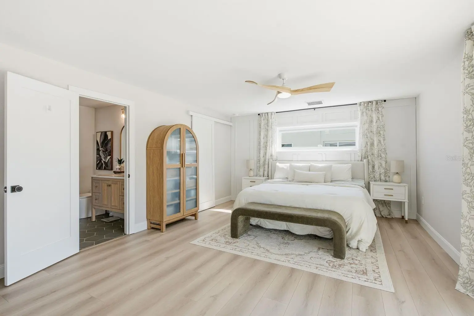 3932 SHORE ACRES BOULEVARD NE, ST PETERSBURG, FL, photo 18 of 43